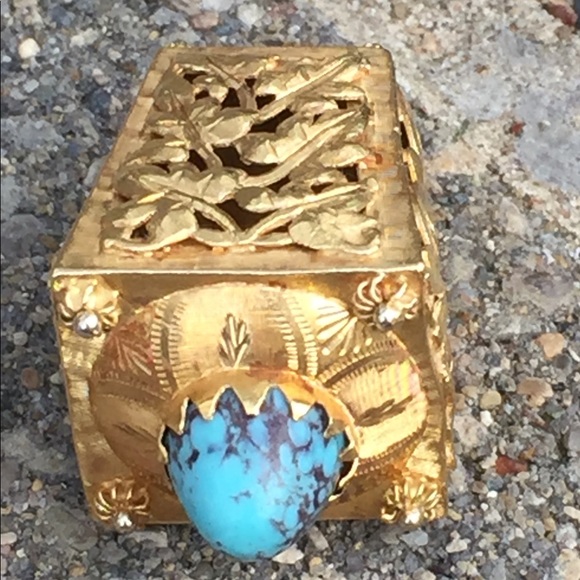 🌟SOLD!🌟 18KT Venetian Etruscan Fob Pendant/Charm - Picture 2 of 8